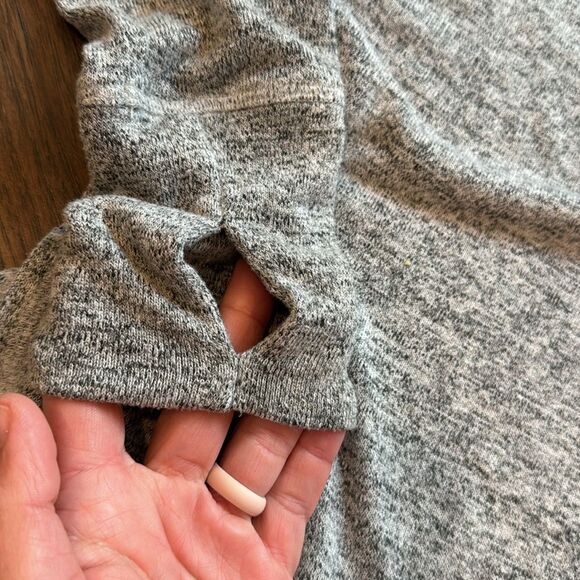 Ideology Soft Gray Sweater / Sweatshirt Size Small - Picture 7 of 7